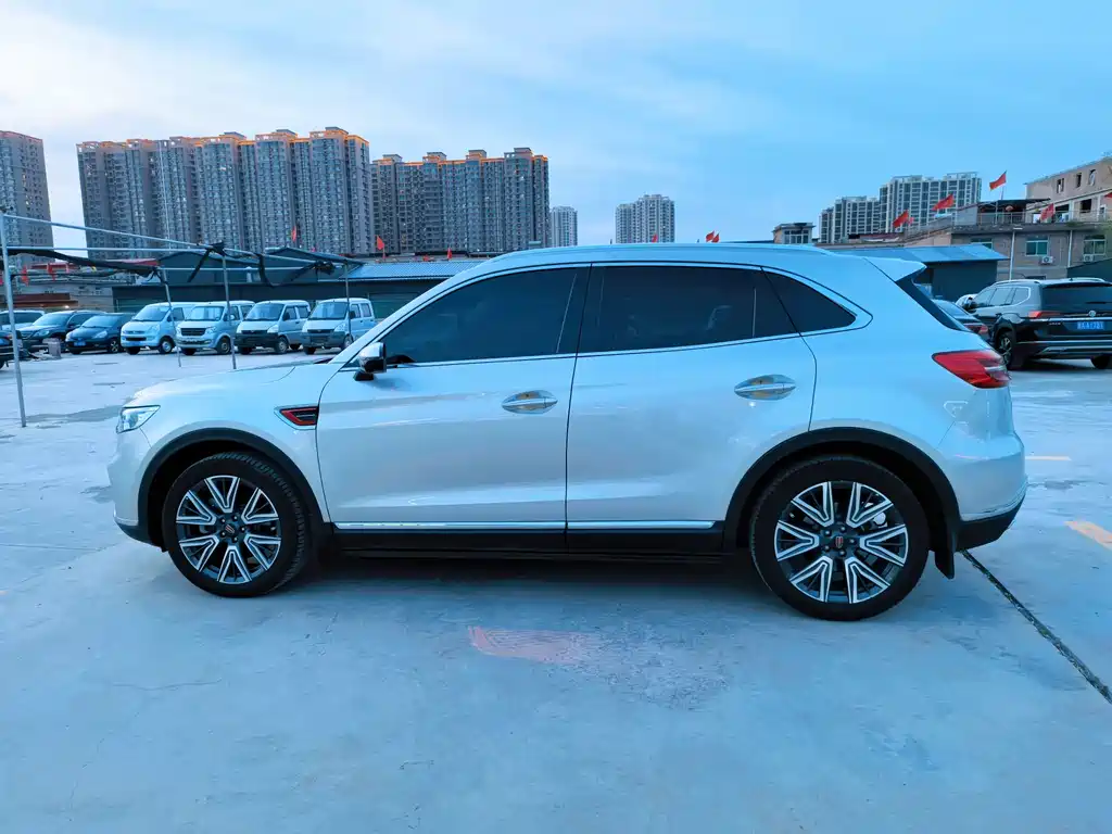 Hongqi HS5 2022 facelift 2.0T Zhilian Qixiang four-wheel drive version купить на сайте DeffCars