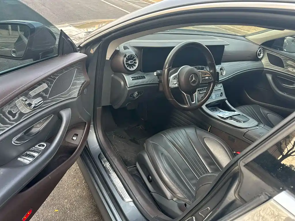 Mercedes-Benz CLS 2018 CLS 300 Dynamic купить на сайте DeffCars