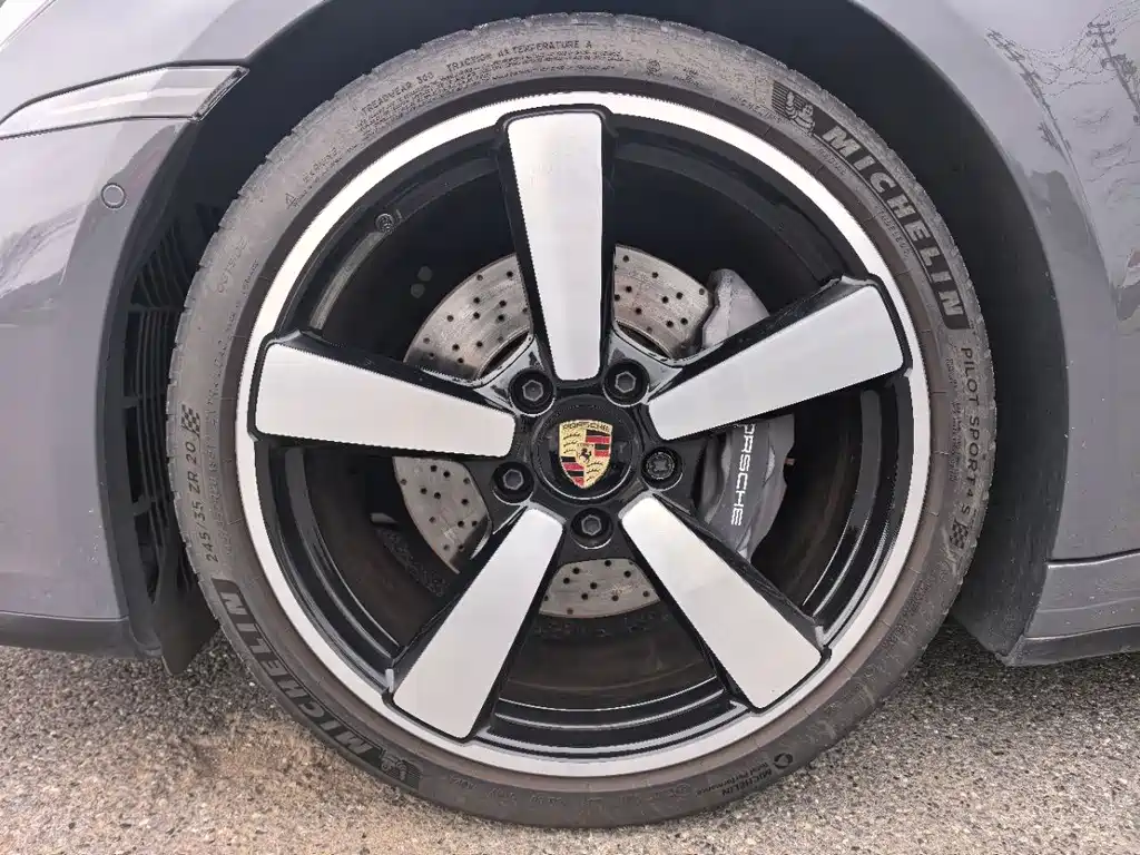 Porsche 911 2025 Carrera 3.0T купить на сайте DeffCars