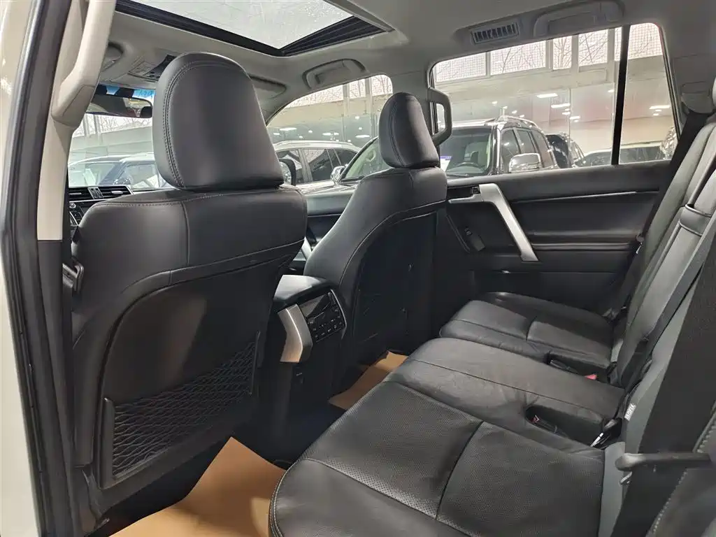 Prado 2018 3.5L automatic TX-L rear mounted spare tire купить на сайте DeffCars