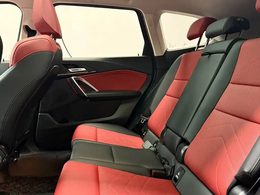 BMW X1 2023 sDrive20Li X Design Package купить на сайте DeffCars
