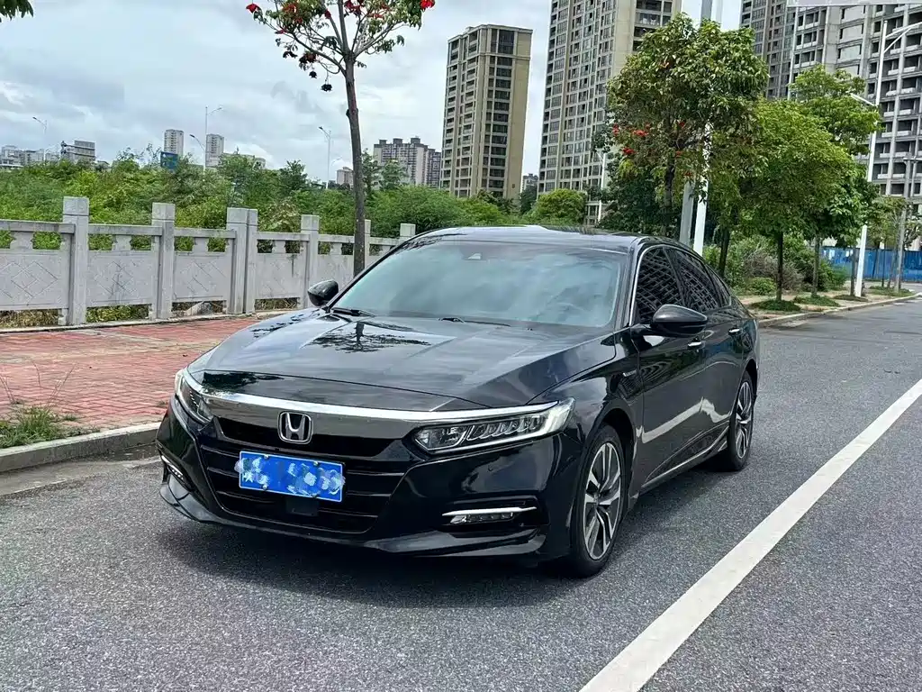 Accord 2018 Rui·Hybrid 2.0L Rui Collar Edition National VI купить на сайте DeffCars