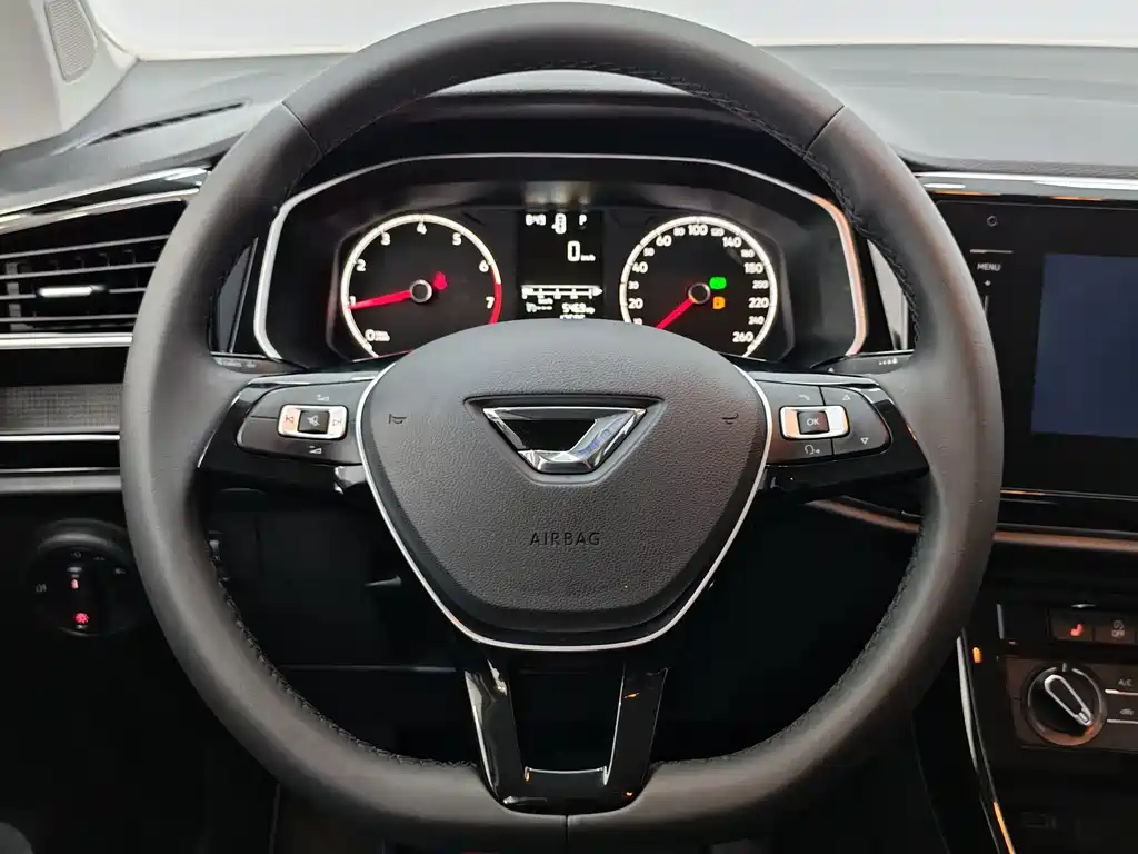 Jetta VS5 2022 280TSI Automatic Enjoyment Pro купить на сайте DeffCars