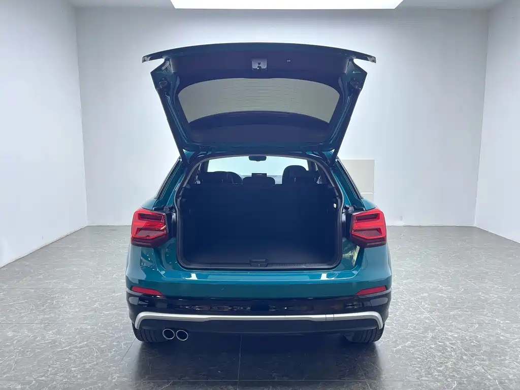 Audi Q2L 2021 35 TFSI luxury and dynamic model купить на сайте DeffCars