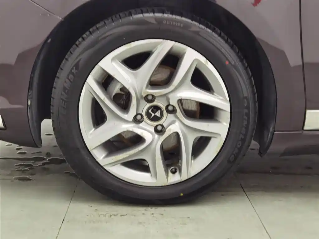 DS 5 2015 1.6T elegant version THP160 купить на сайте DeffCars