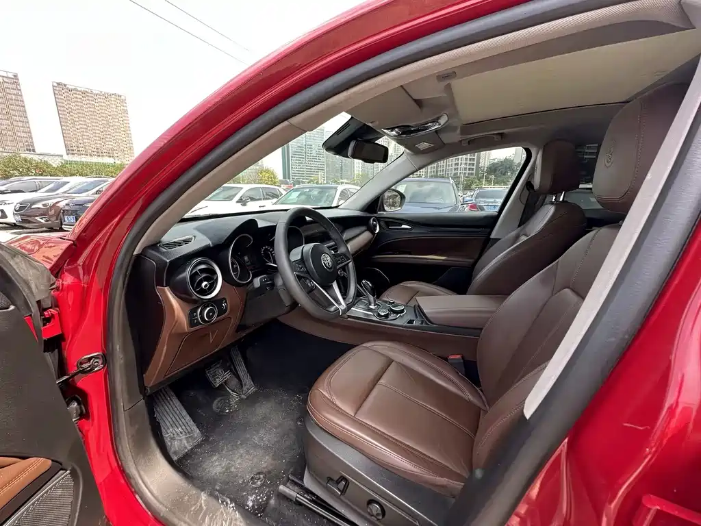 Stelvio 2017 2.0T 200HP Elite Edition купить на сайте DeffCars