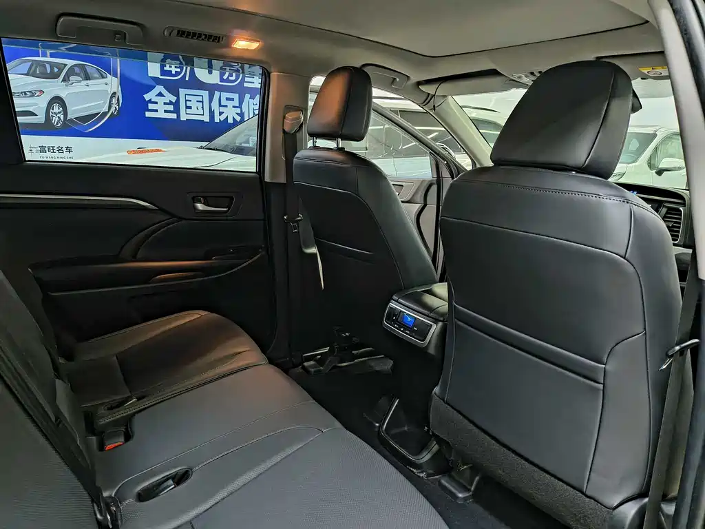 Highlander 2021 2.0T four-wheel drive premium version 7 seats купить на сайте DeffCars