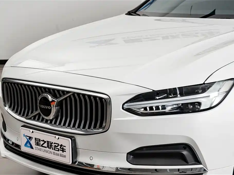 Volvo S90 2023 B5 Zhiyi Luxury Edition купить на сайте DeffCars