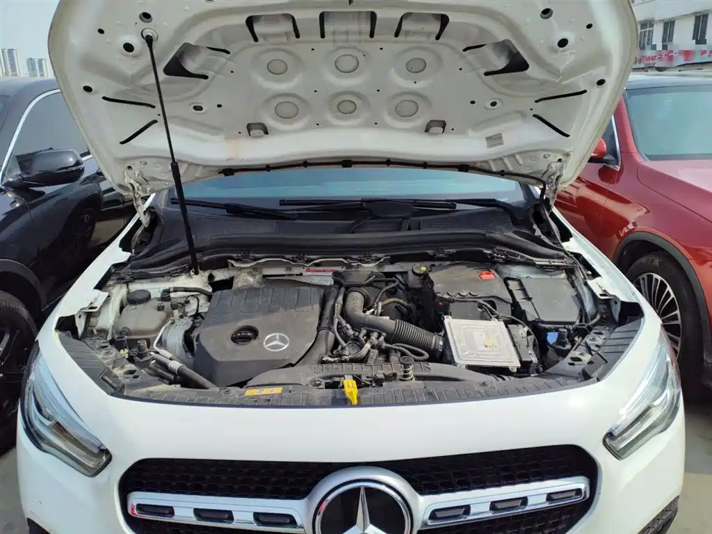 Mercedes-Benz GLA 2020 GLA 200 купить на сайте DeffCars