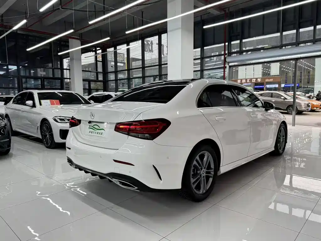 Mercedes-Benz A-Class 2021 A 180 L Sports Sedan купить на сайте DeffCars