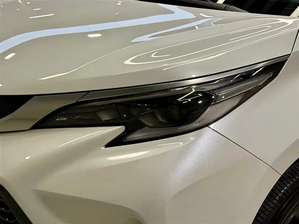 Grevia 2023 2.5L Hybrid Luxury Edition купить на сайте DeffCars