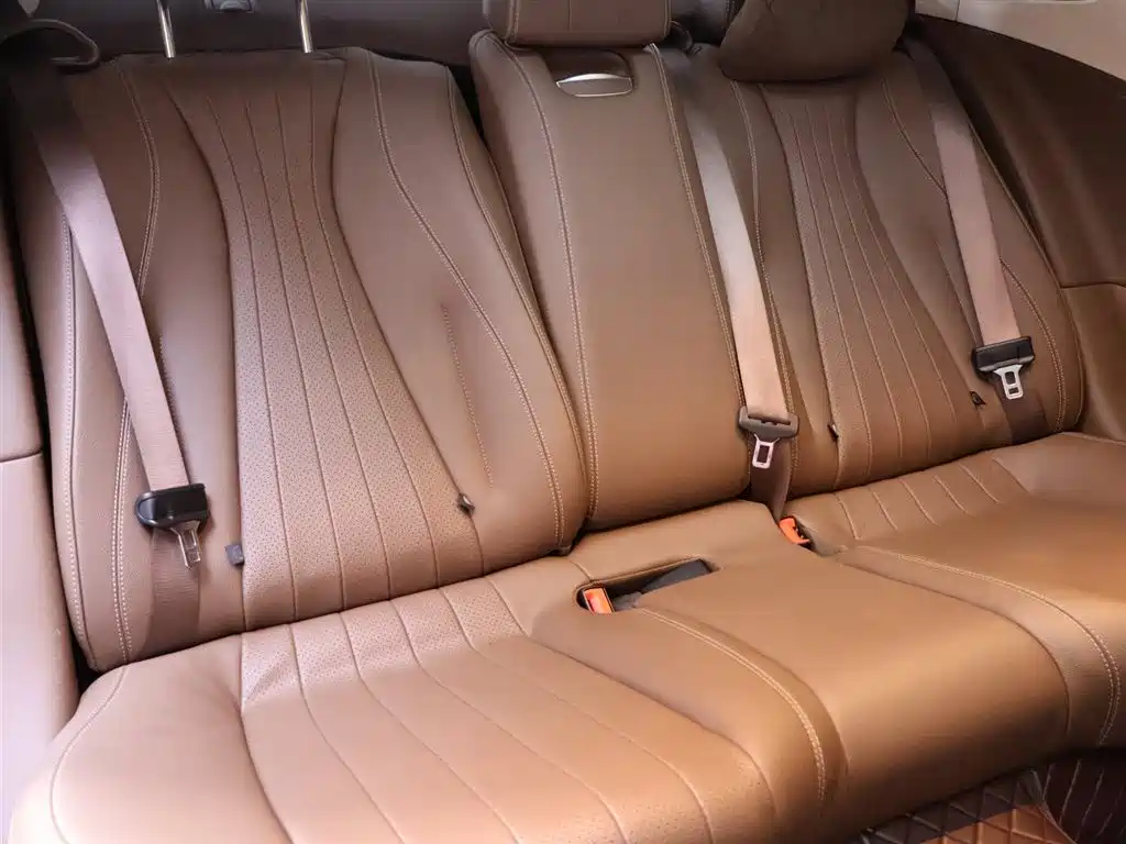 Mercedes-Benz E-Class 2023 E 300 L Luxury Model купить на сайте DeffCars