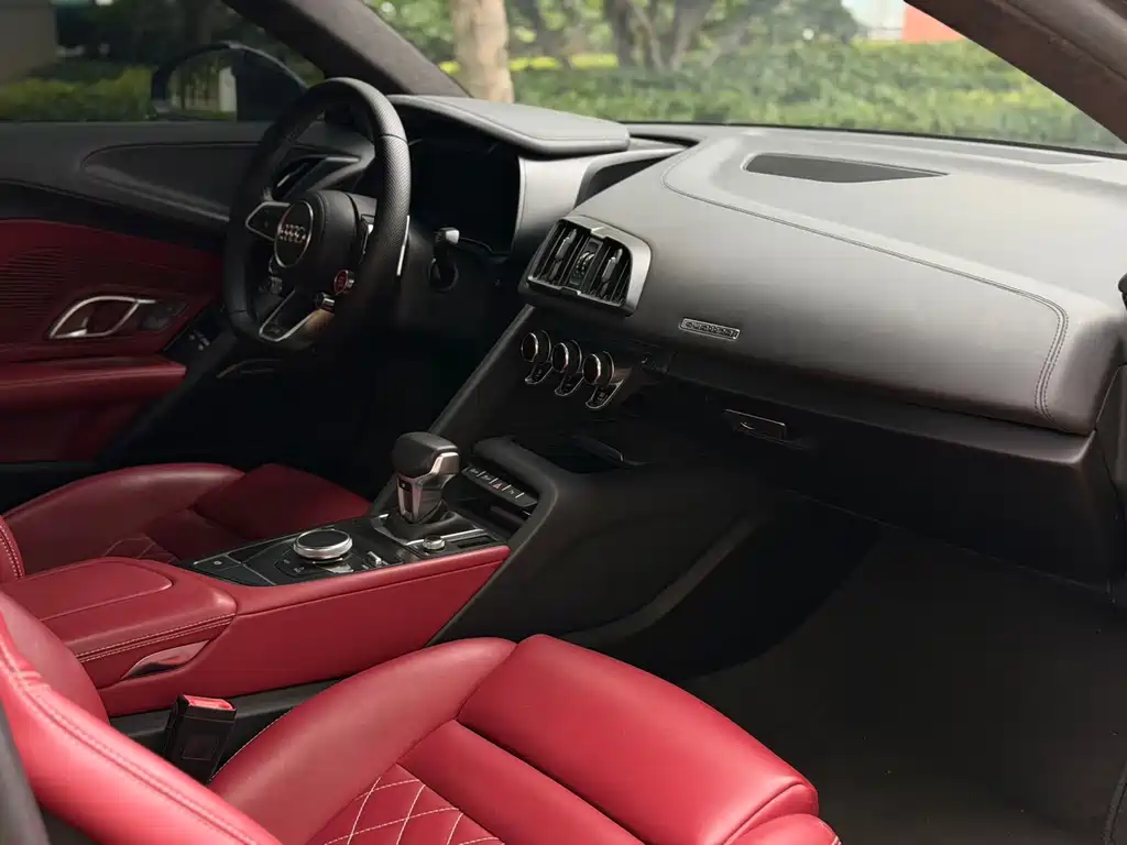 Audi R8 2016 V10 Coupe Performance купить на сайте DeffCars