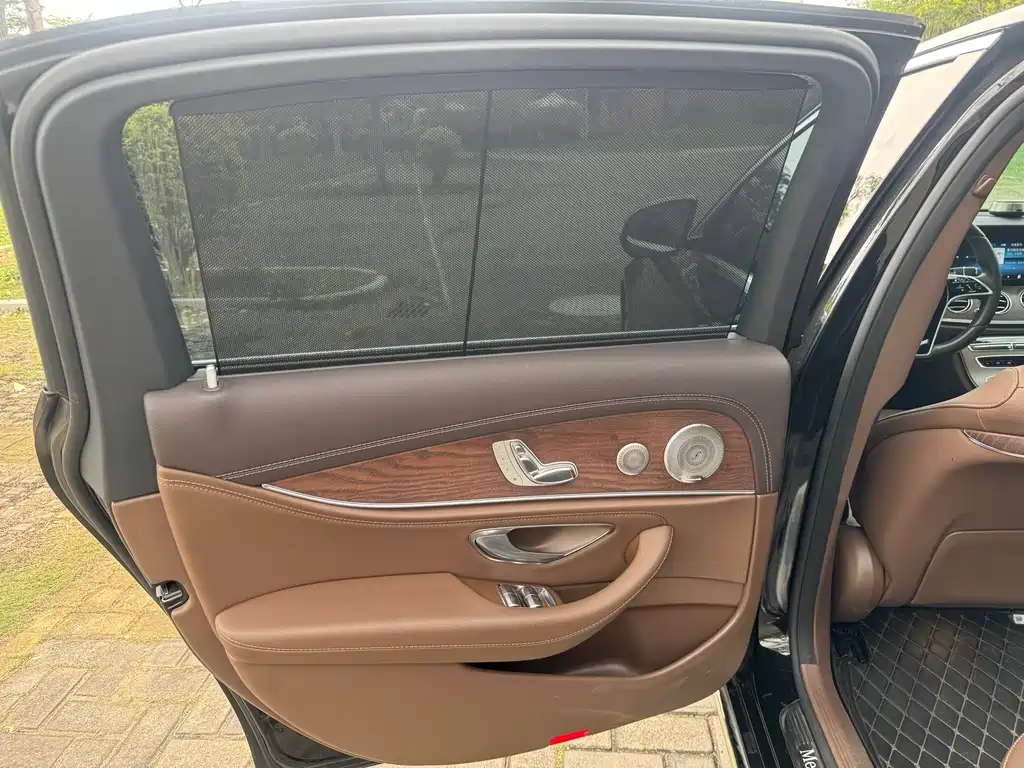 Mercedes-Benz E-Class 2023 E 300 L Luxury Model купить на сайте DeffCars