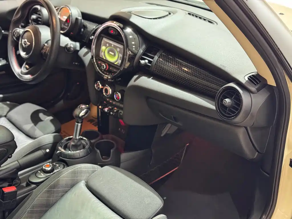 MINI 2016 2.0T COOPER S купить на сайте DeffCars