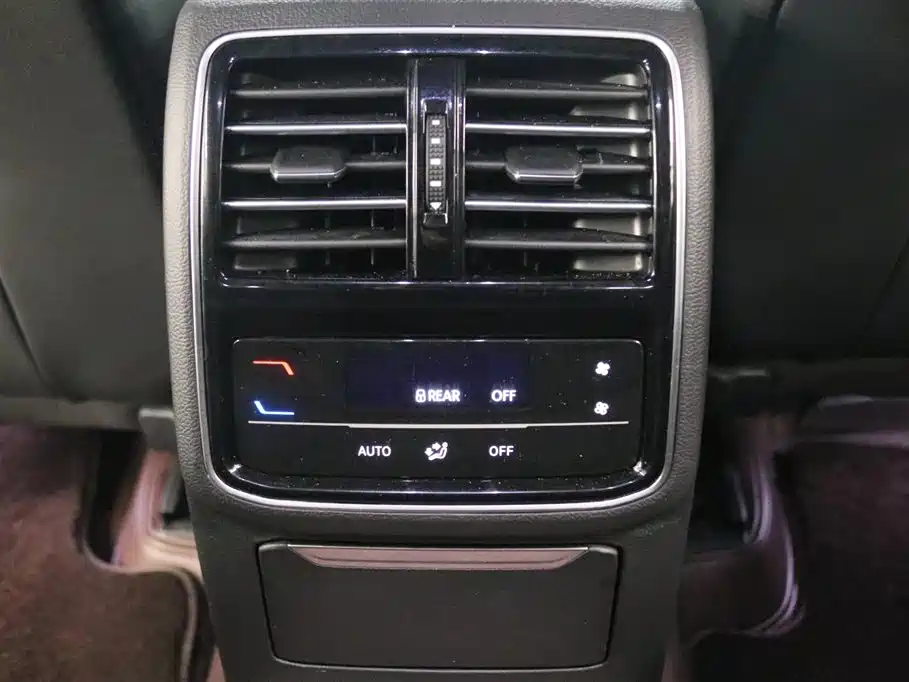 FAW-Volkswagen CC 2024 380TSI eye-catching model купить на сайте DeffCars