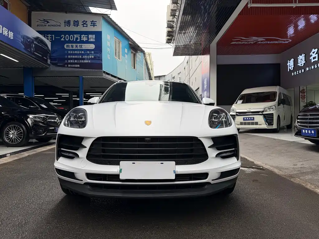 Macan 2022 Macan 2.0T купить на сайте DeffCars