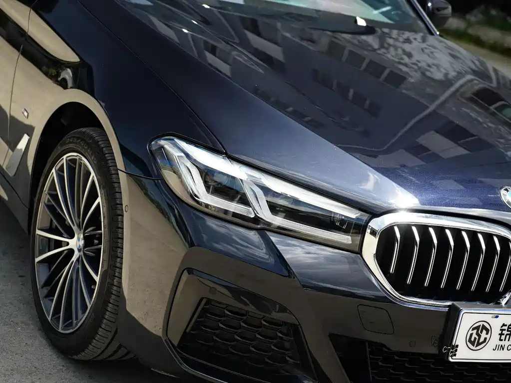 BMW 5 Series 2023 facelift 530Li leading M sports package купить на сайте DeffCars