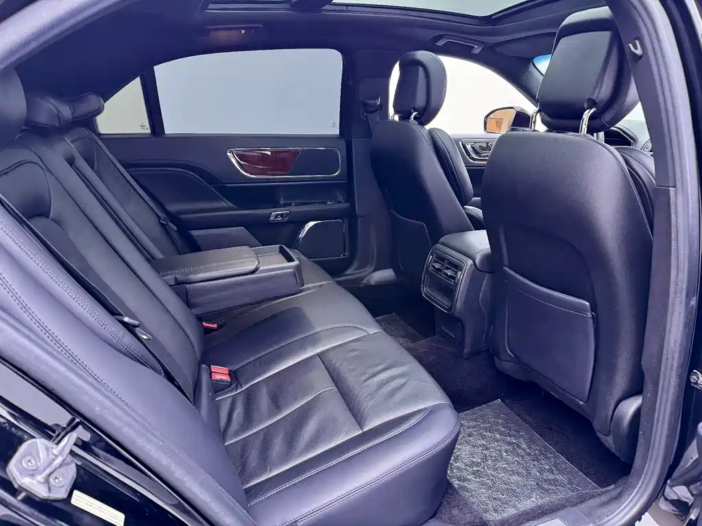 Lincoln Continental 2017 2.0T Two-wheel drive Exclusive Edition купить на сайте DeffCars