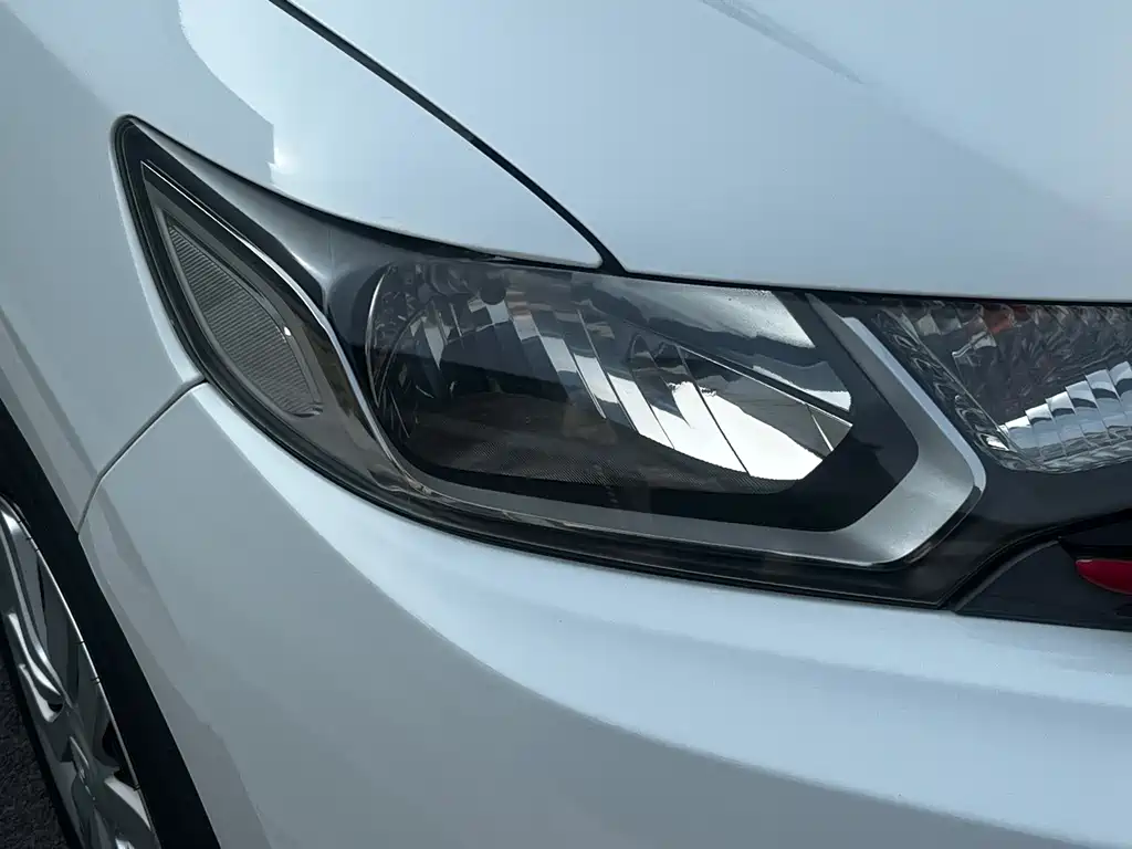 Fit 2016 1.5L LX manual comfort model купить на сайте DeffCars