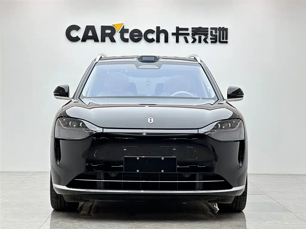 Wenjie M9 2025 extended range Ultra version 52kWh 6-seater version (192-line lidar) купить на сайте DeffCars