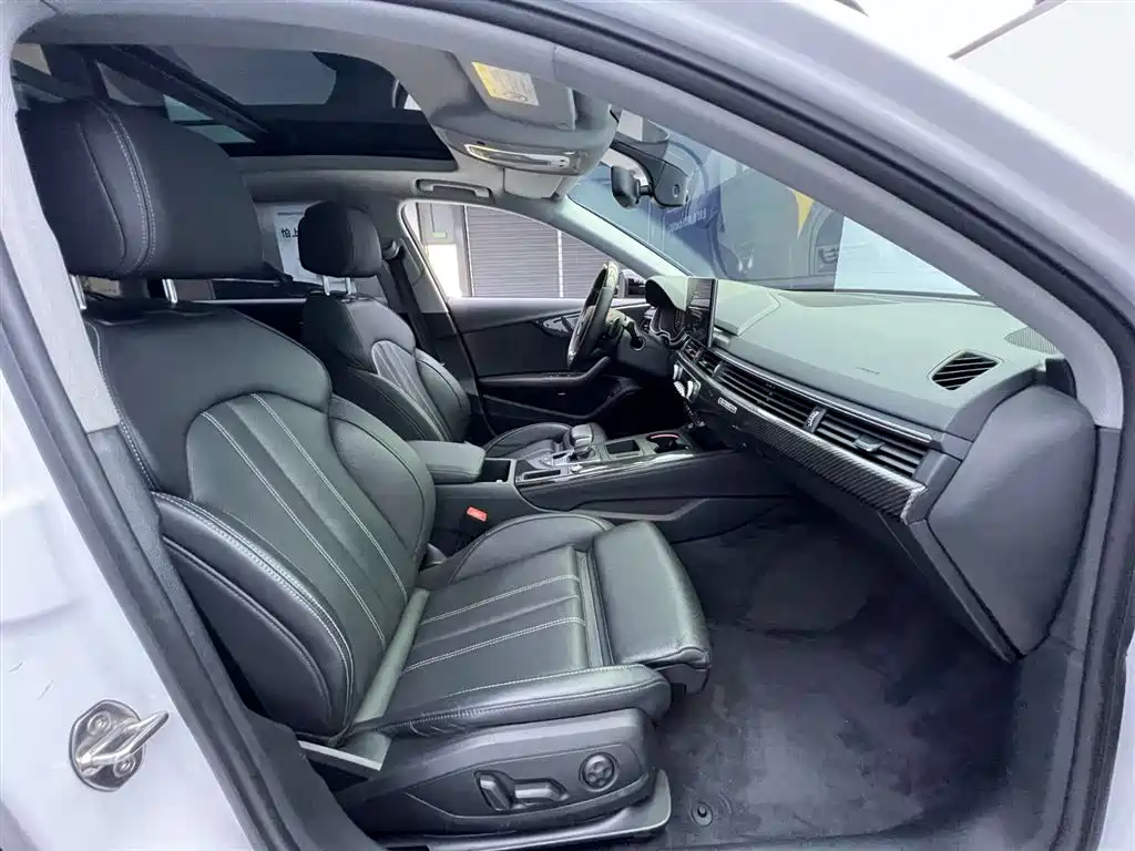 Audi A4L 2022 40 TFSI luxury and dynamic model купить на сайте DeffCars