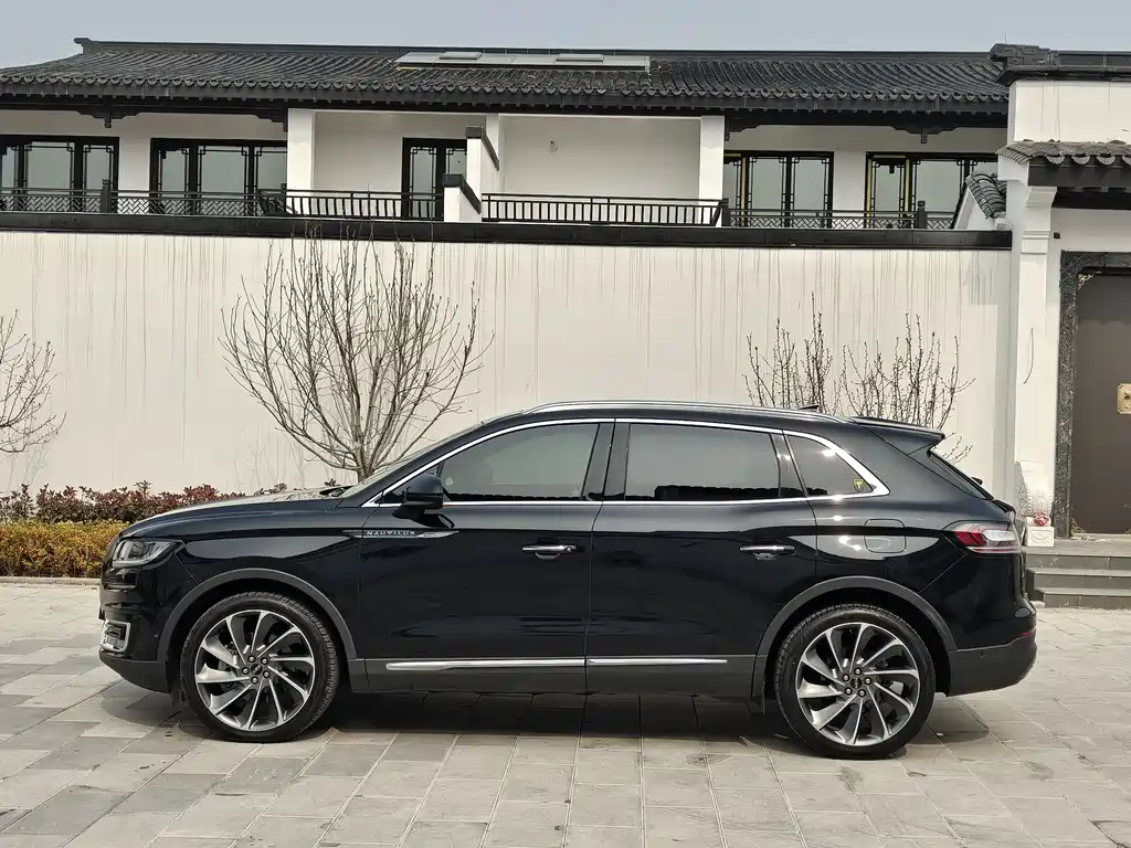 Voyager imported 2019 2.7T four-wheel drive premium version, National V купить на сайте DeffCars