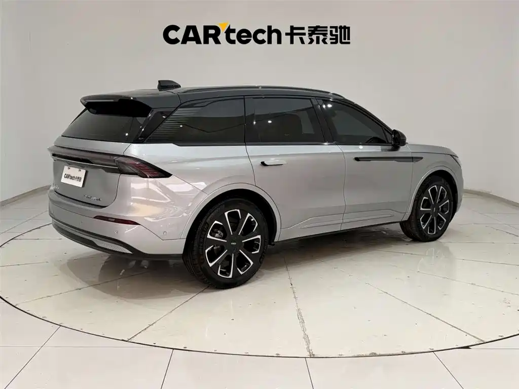 Voyager 2023 2.0T four-wheel drive Zunrui hybrid version купить на сайте DeffCars