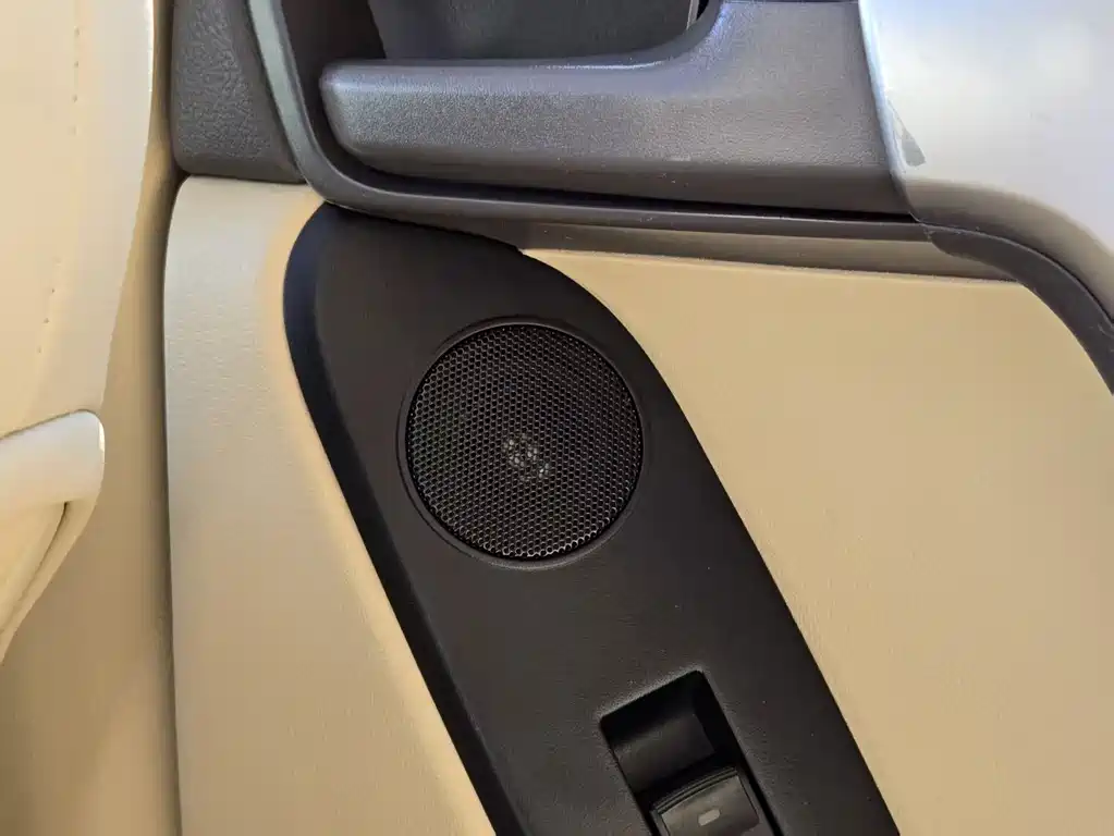 Prado 2016 2.7L automatic luxury version купить на сайте DeffCars