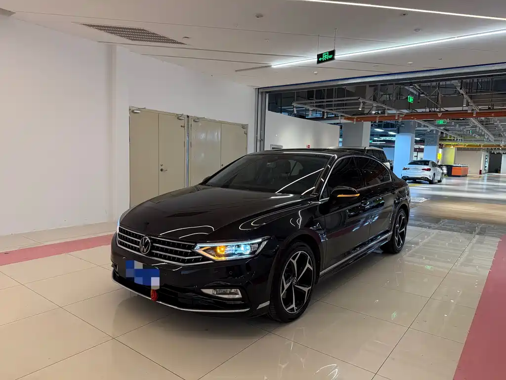 Magotan 2024 model 2 million public model 330TSI DSG luxury model купить на сайте DeffCars