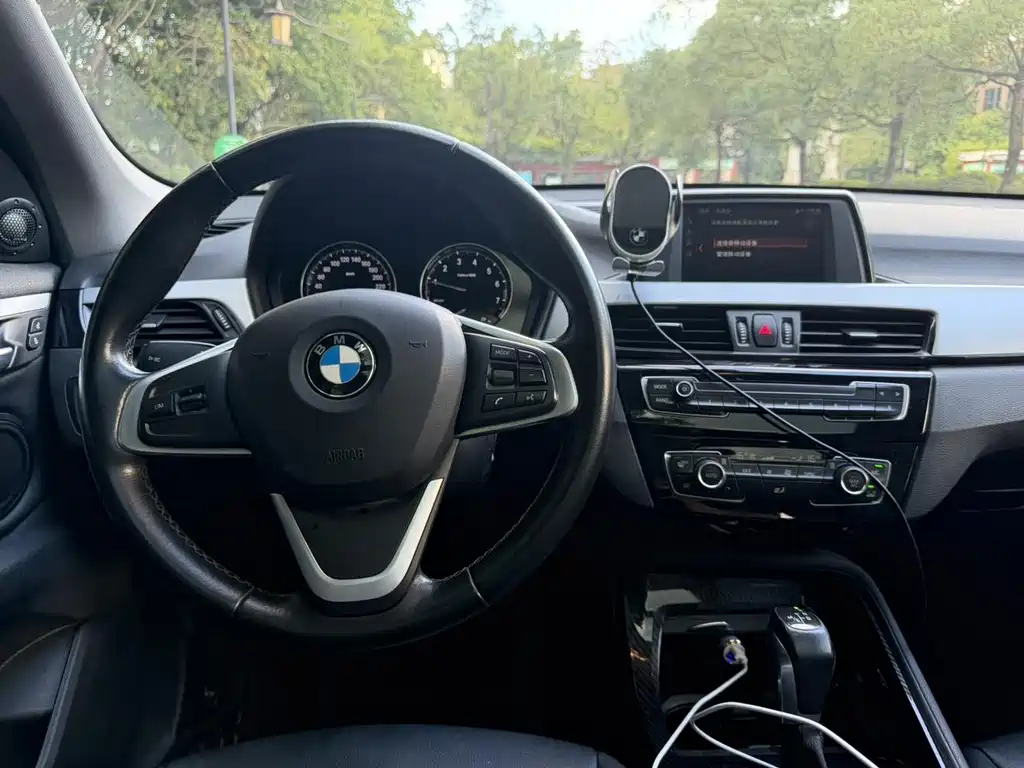 BMW X1 2018 sDrive18Li Fashion Model купить на сайте DeffCars