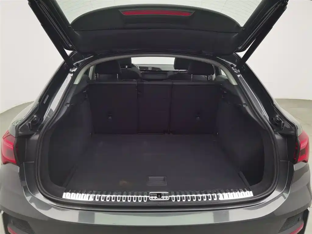 Audi Q3 Sportback 2020 40 TFSI Fashion купить на сайте DeffCars