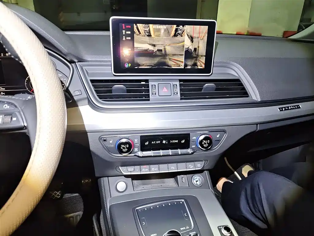 Audi Q5L 2020 facelift 40 TFSI enjoys fashionable style купить на сайте DeffCars