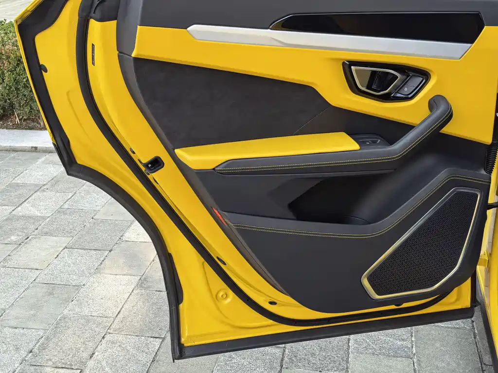 Urus 2021 4.0T V8 купить на сайте DeffCars
