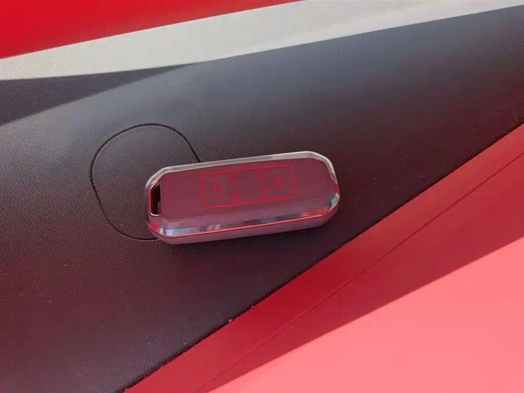 Baojun E200 2018 Smart Edition купить на сайте DeffCars