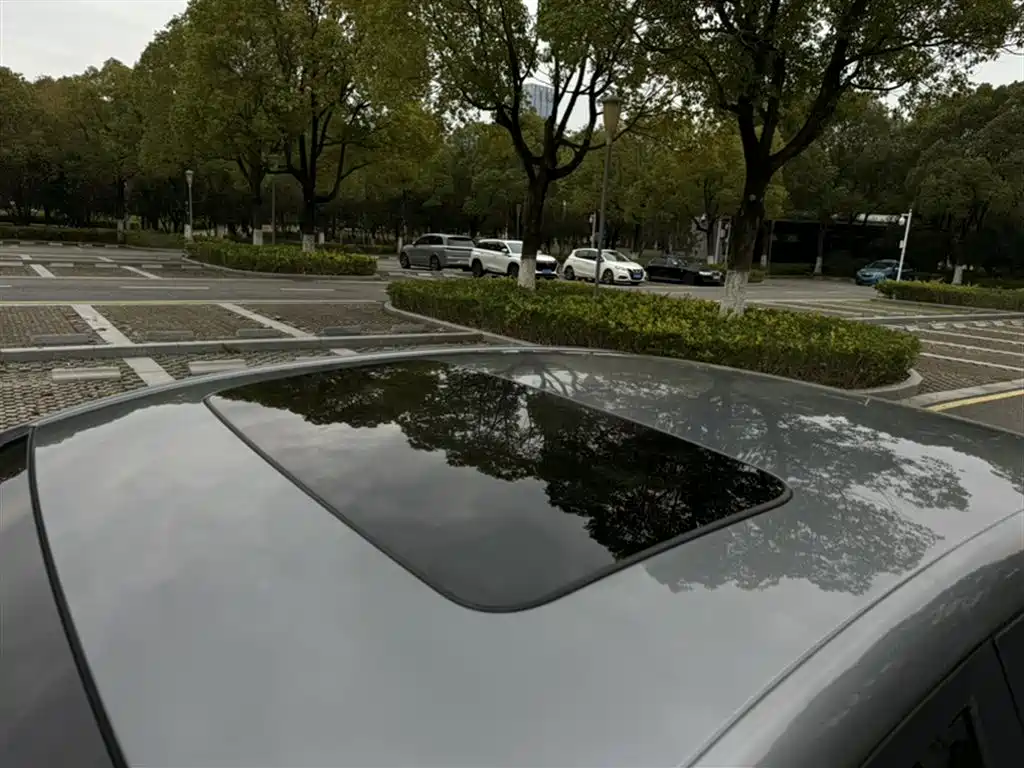 Cruze 2022 320 Automatic Sunroof Edition купить на сайте DeffCars