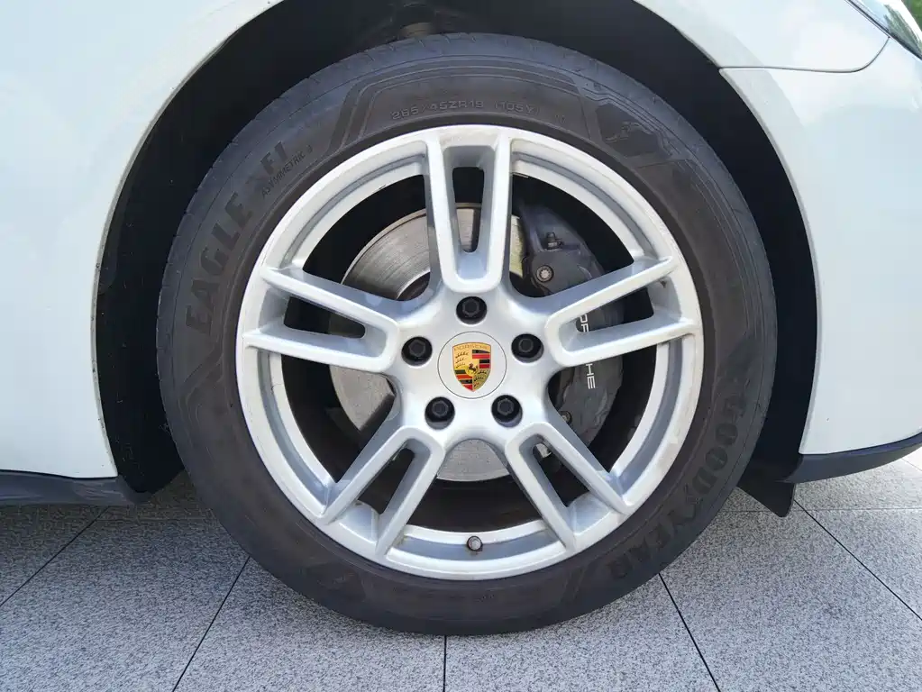 Panamera 2017 Panamera 4 Executive Extended Edition 3.0T купить на сайте DeffCars