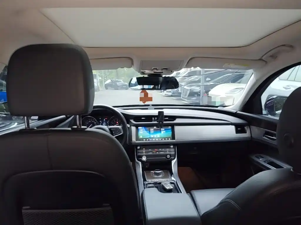 Jaguar XFL 2019 XFL 2.0T 200PS 2WD Elite Edition купить на сайте DeffCars