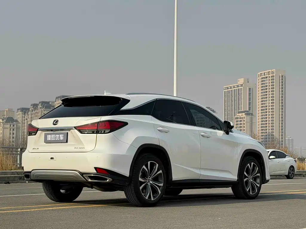 Lexus RX 2020 facelift 300 four-wheel drive elegant version купить на сайте DeffCars