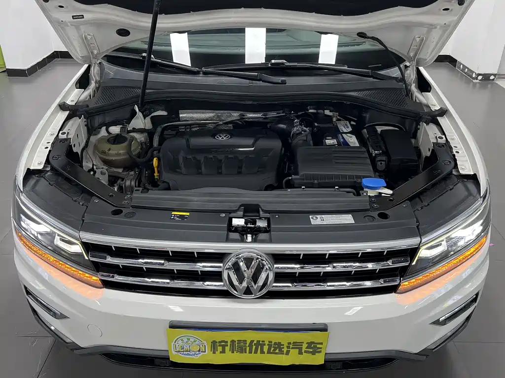 Tiguan L 2018 330TSI automatic two-wheel drive flagship version купить на сайте DeffCars