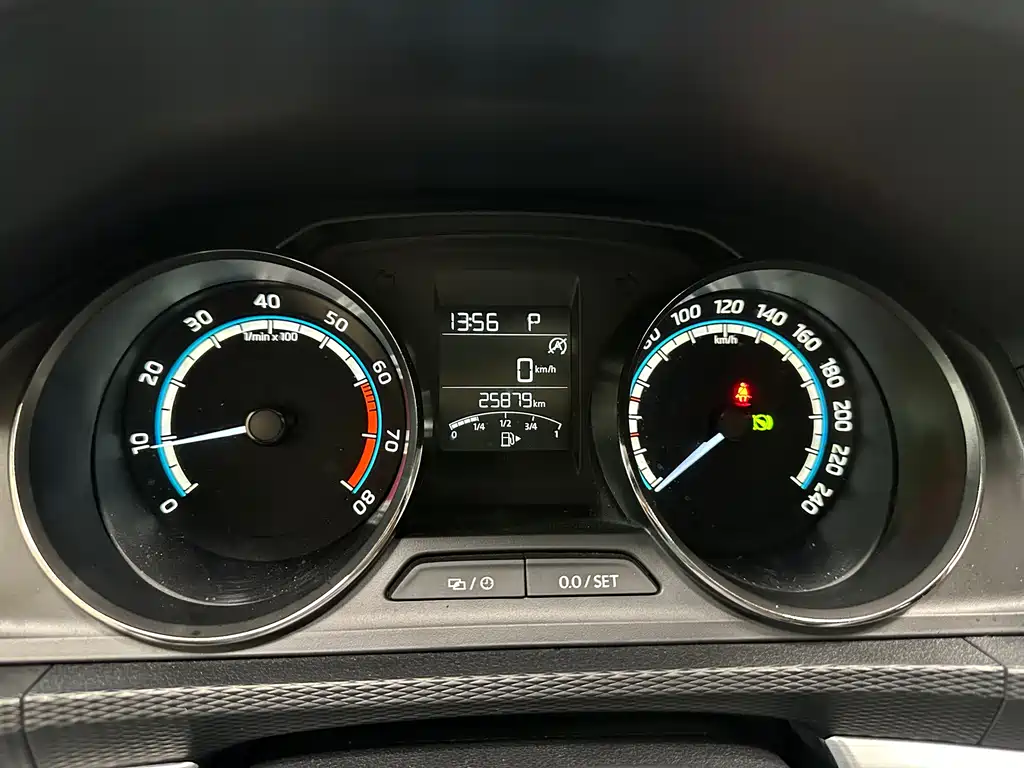Komic 2022 GT 1.5L Automatic Premium Edition купить на сайте DeffCars