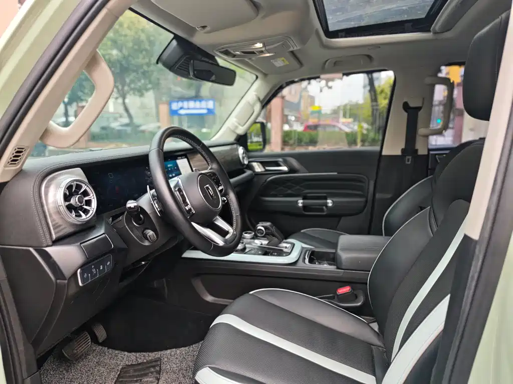 Tank 300 2021 Off-Road Version 2.0T Conqueror купить на сайте DeffCars