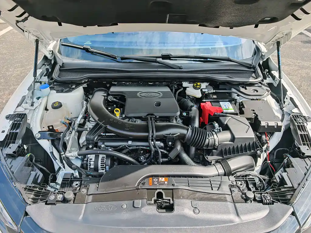 Mondeo 2023 EcoBoost 245 Extreme купить на сайте DeffCars