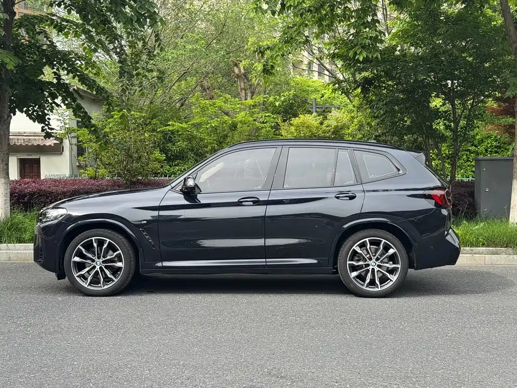 BMW X3 2023 xDrive30i Advanced M Night Package купить на сайте DeffCars