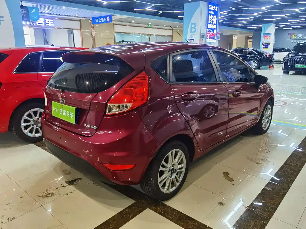 Carnival 2013 hatchback 1.5L automatic fashion model купить на сайте DeffCars