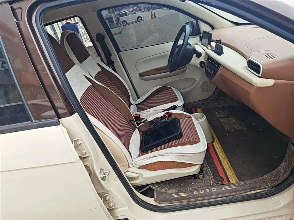Xiaohu EV 2021 FOR-Four Guaiguaihu ternary lithium купить на сайте DeffCars
