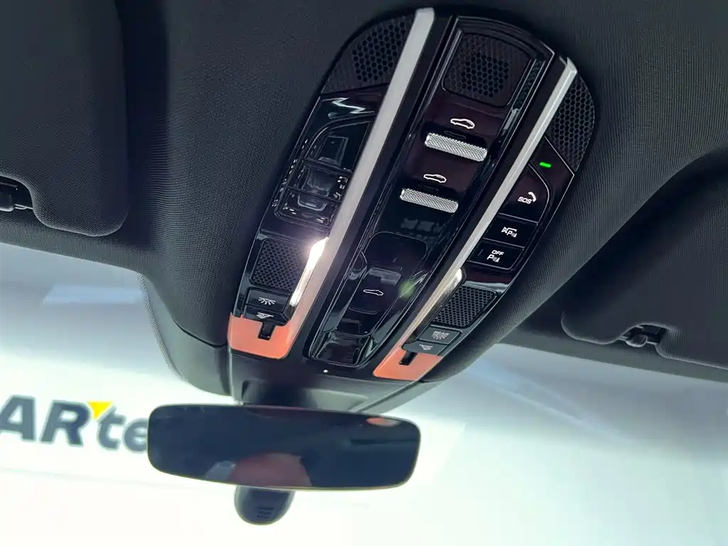 Panamera 2023 Panamera 2.9T Platinum Edition купить на сайте DeffCars