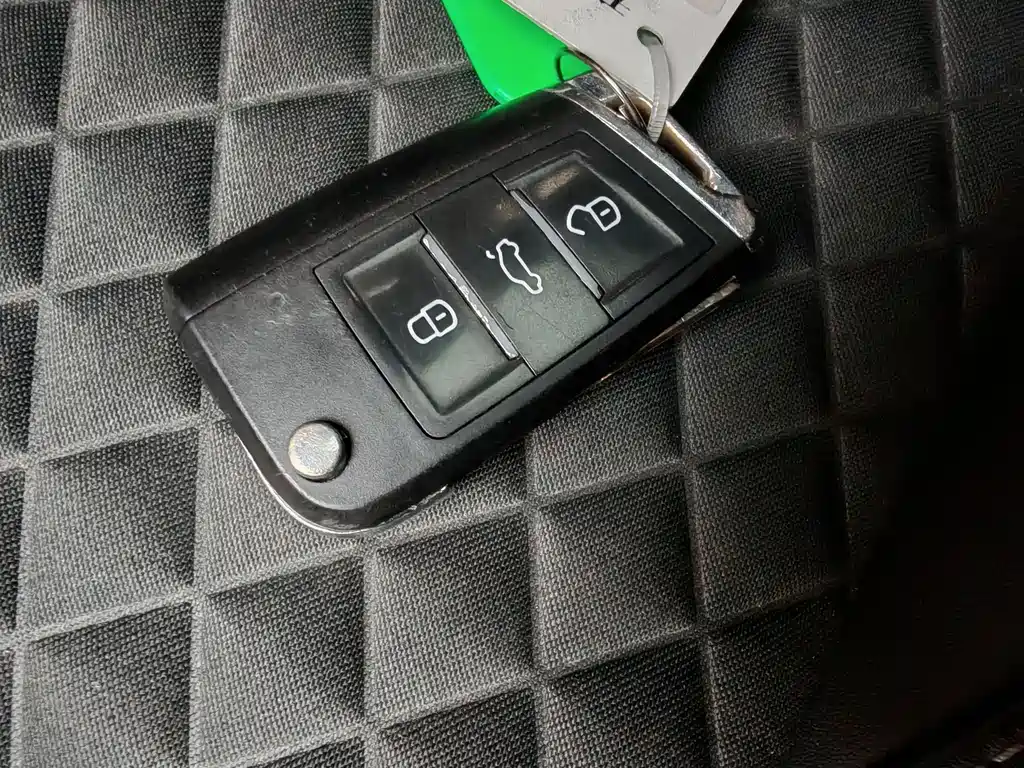 Octavia 2018 TSI280 DSG Deluxe Edition купить на сайте DeffCars