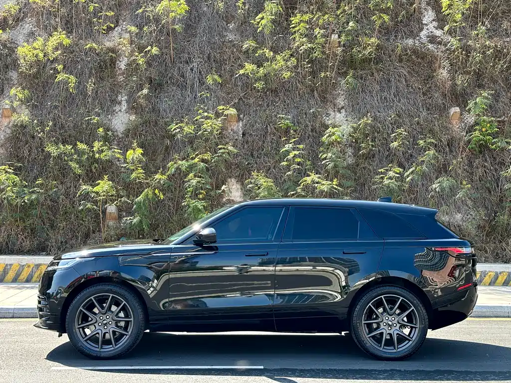 Range Rover Velar 2024 Dynamic HSE купить на сайте DeffCars