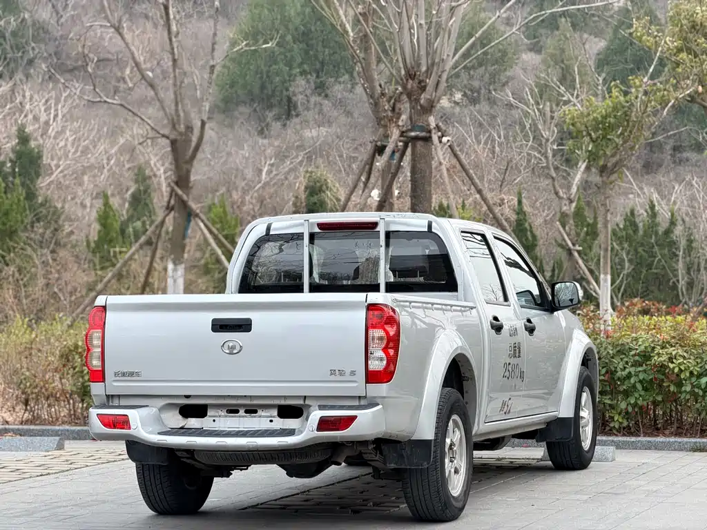 Fengjun 5 2021 2.0T diesel two-wheel drive super affordable large double-row National VI GW4D20M купить на сайте DeffCars